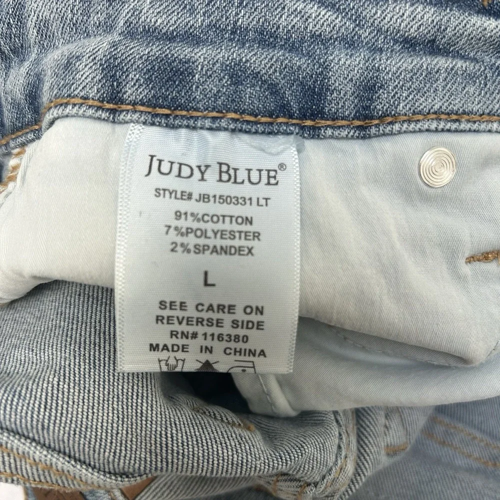 Judy Blue Hi-Rise Tummy Control Top Denim Jean Shorts Size Large Style #150331 - Picture 3 of 5